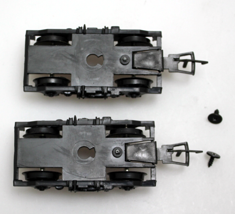 (image for) Harry Potter Passenger car truck set w/ screws